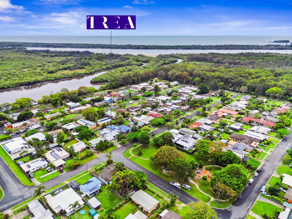 19 Cooloon Cres, Tweed Heads South, NSW 2486