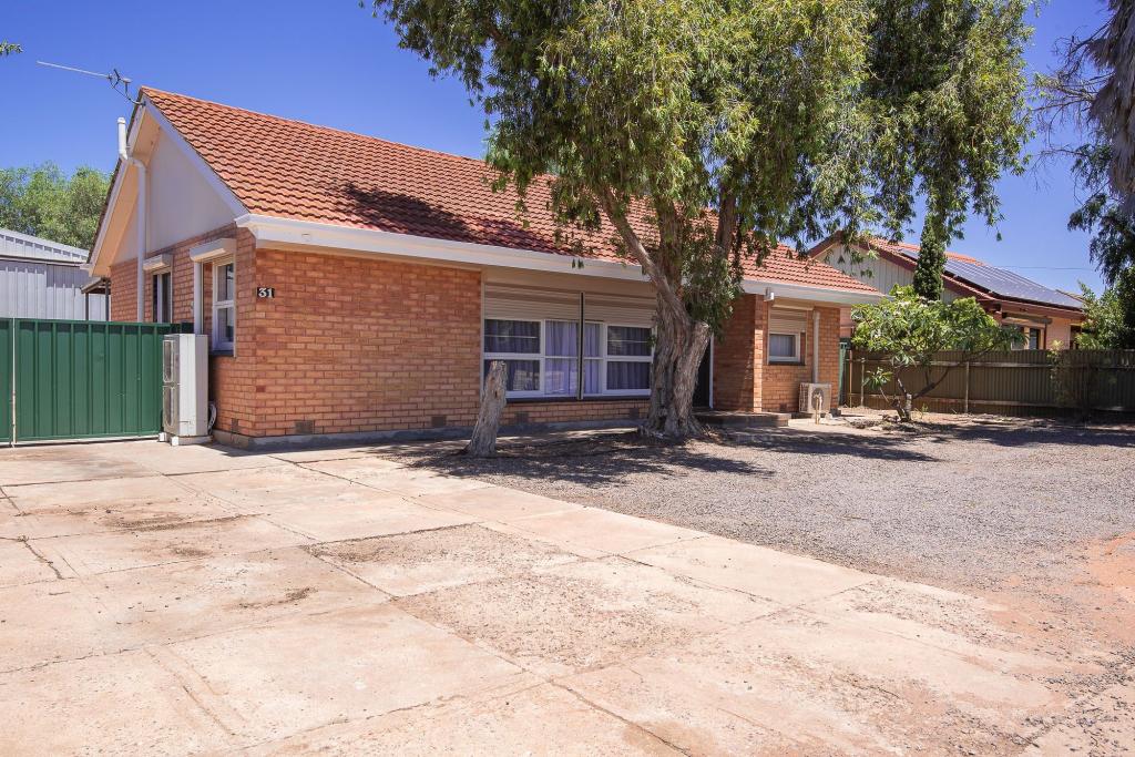 31 Flinders Ave, Whyalla Stuart, SA 5608