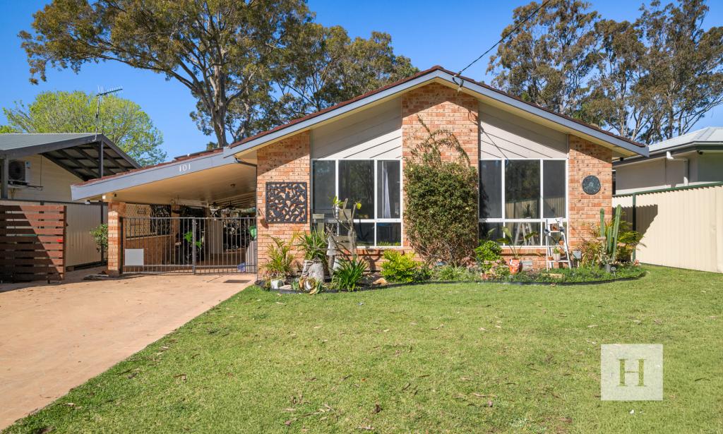 101 Pacific Hwy, Charmhaven, NSW 2263