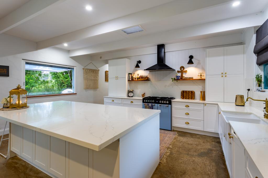 93 Black Pinch Rd, Pomona, QLD 4568