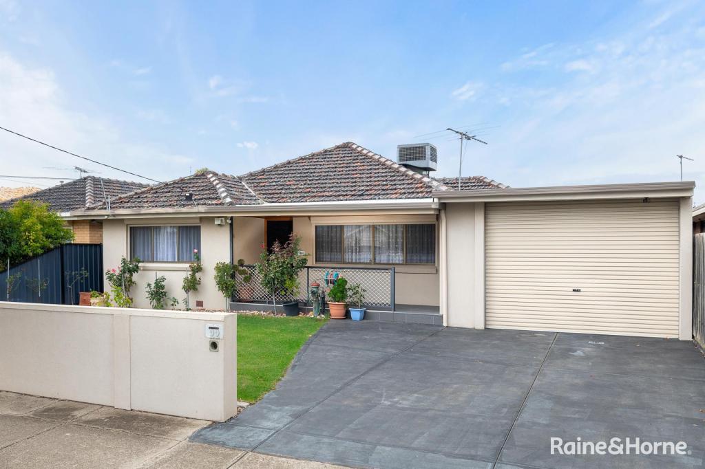 22 Fosters Rd, Keilor Park, VIC 3042