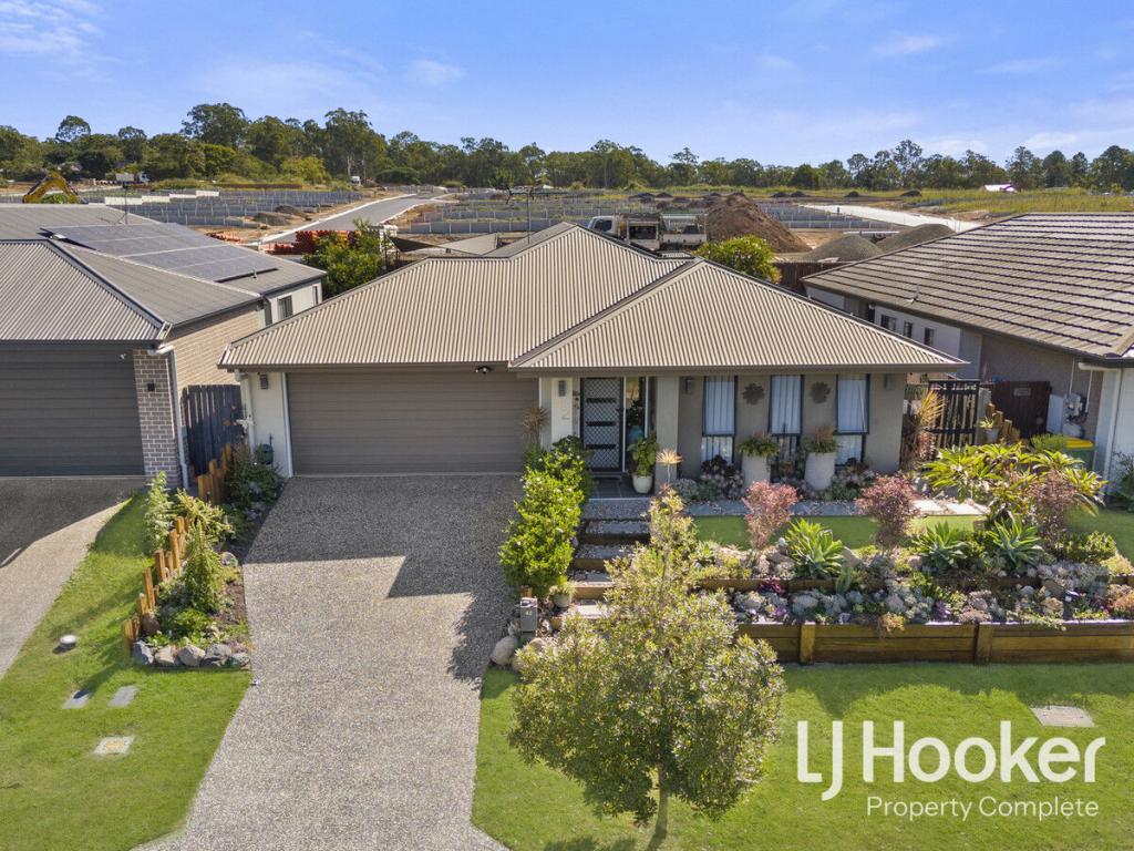 42 Golden Gate Ave, Park Ridge, QLD 4125