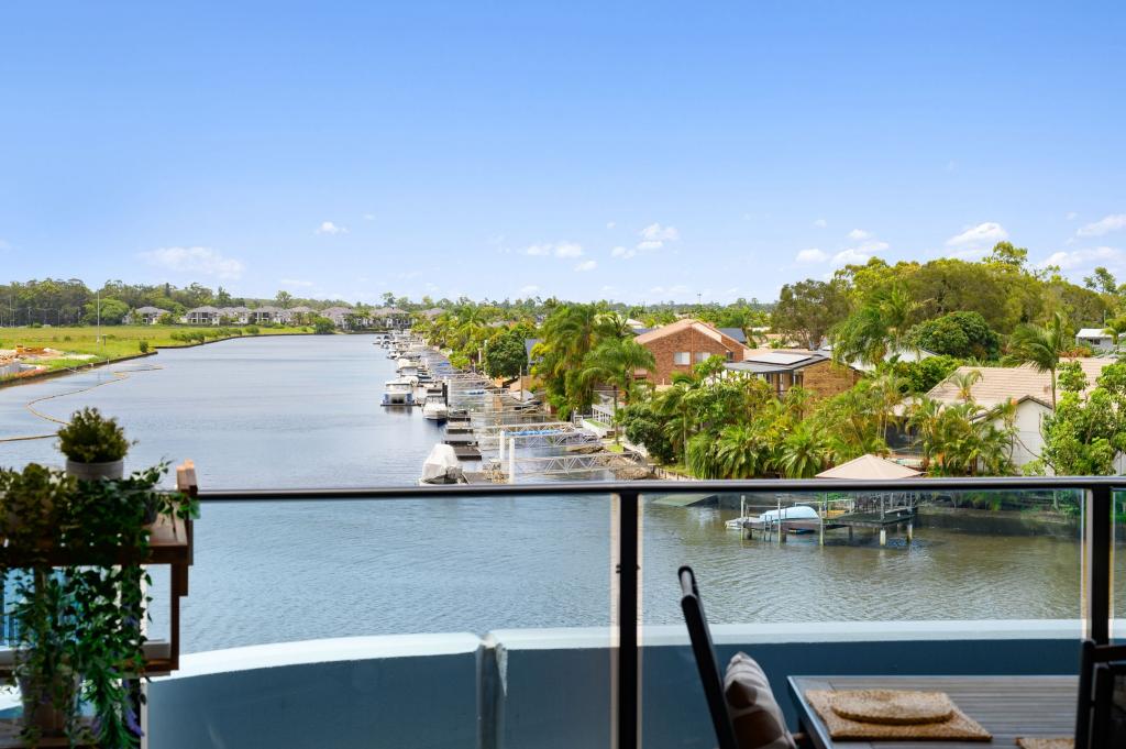 4201/5 Harbour Side Ct, Biggera Waters, QLD 4216