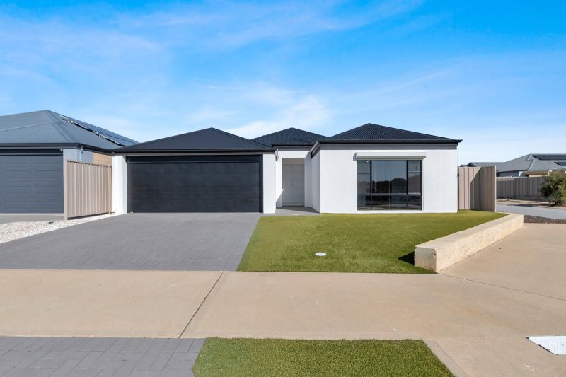 64 Brandeis Gr, Karnup, WA 6176
