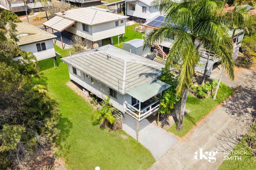 4 Maple Cl, Stapylton, QLD 4207