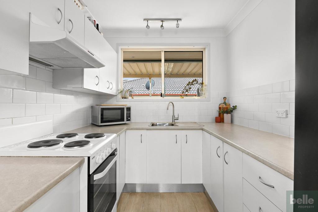 2/7 Kellerman Dr, St Helens Park, NSW 2560