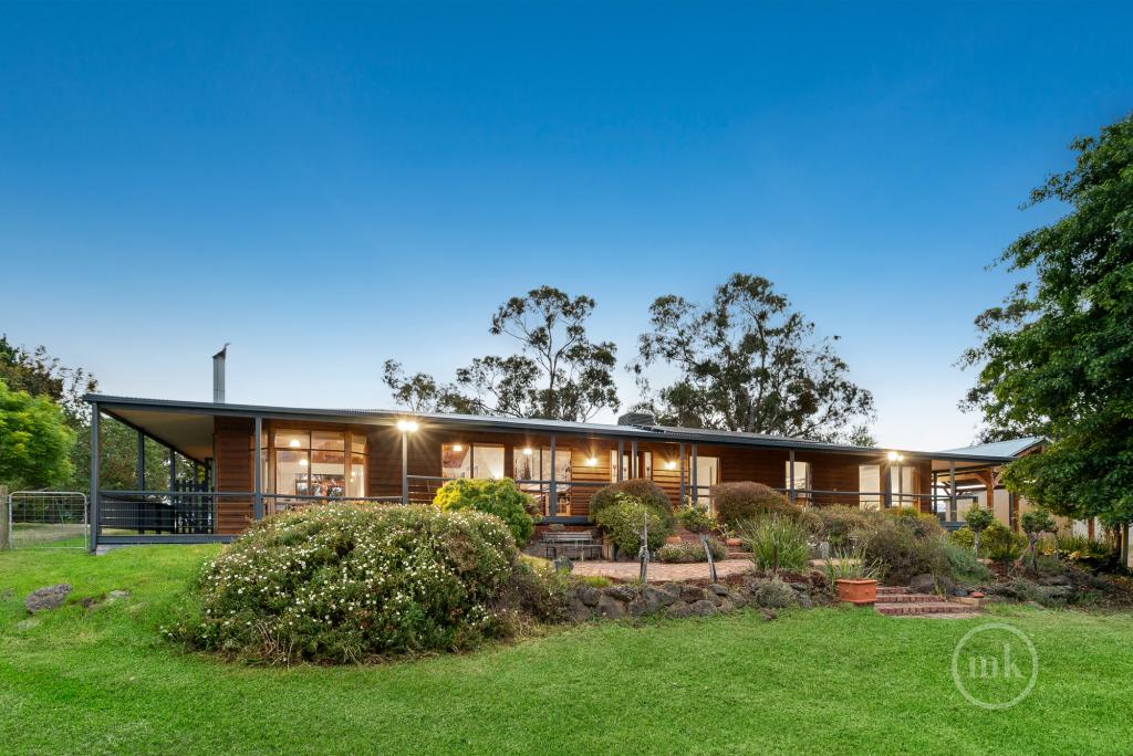 15 MITTONS BRIDGE RD, ST ANDREWS, VIC 3761