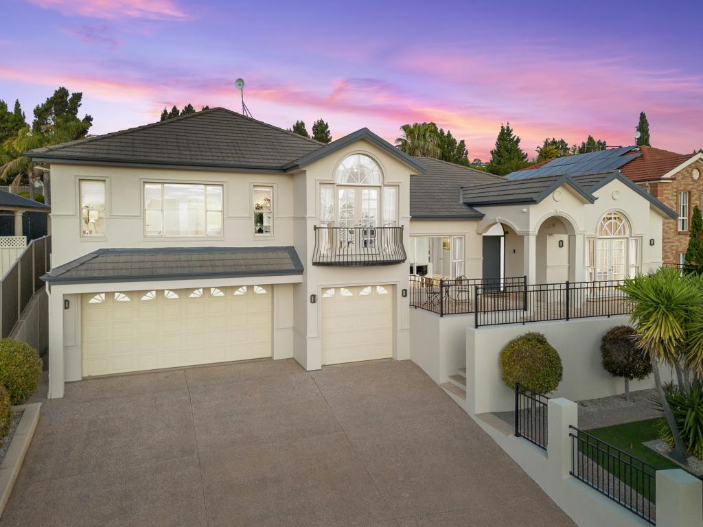 24 Lipson Reach Rd, Gulfview Heights, SA 5096