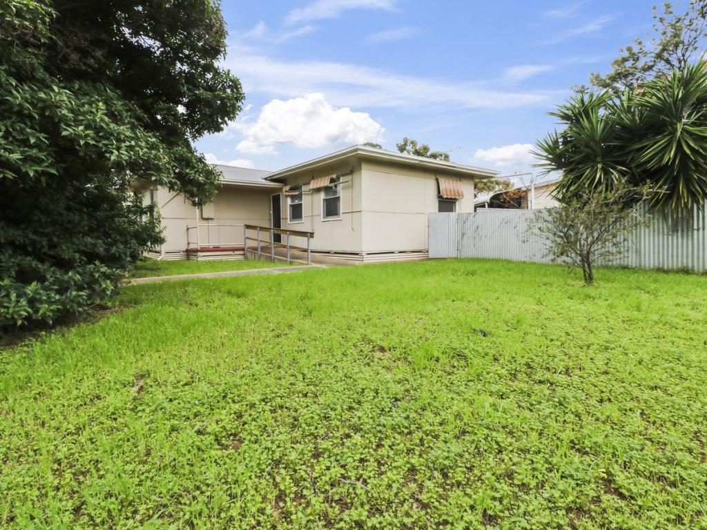 24 Mavros Rd, Elizabeth Downs, SA 5113