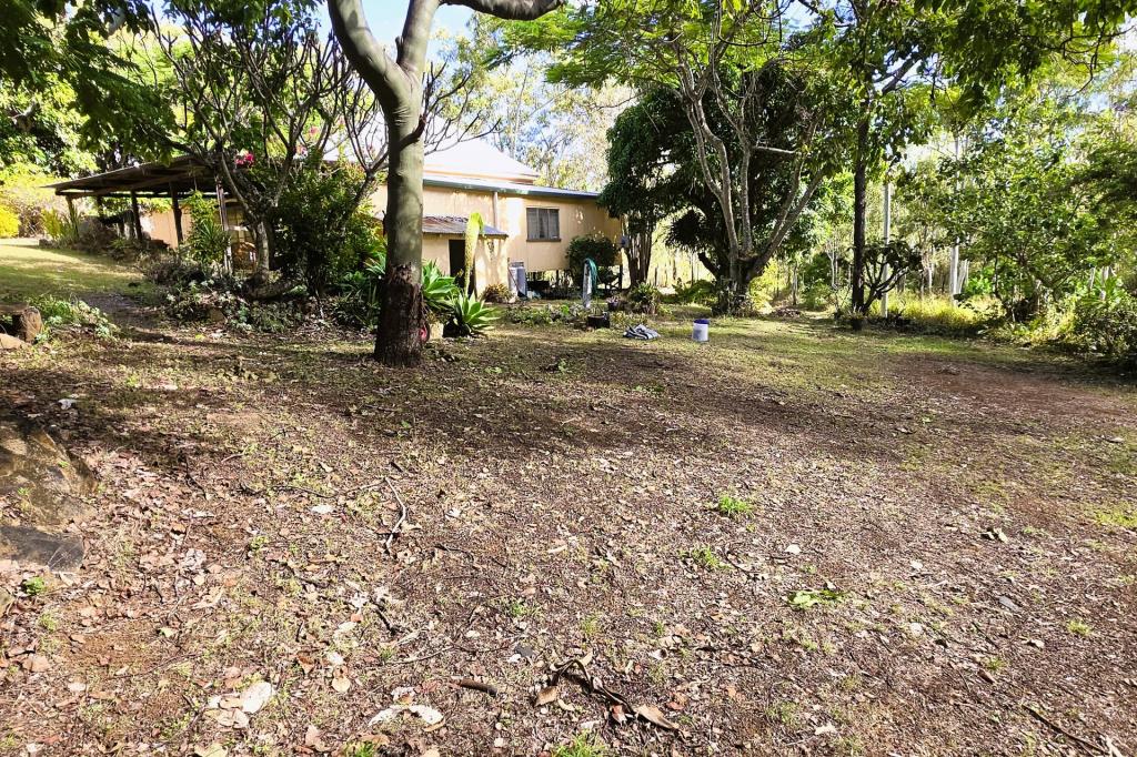 8 Kangaroo Cres, Baree, QLD 4714