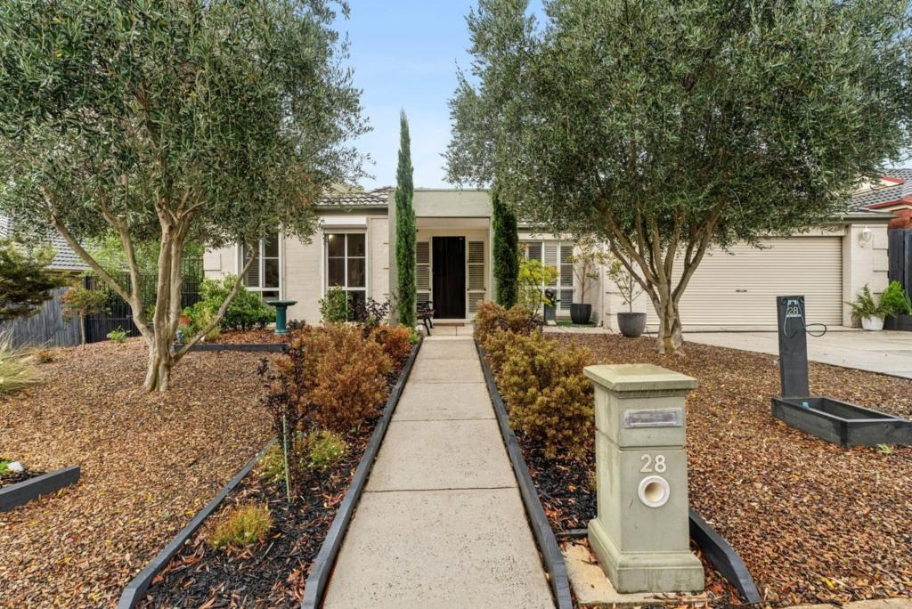 28 Paperbark Ave, Sunbury, VIC 3429