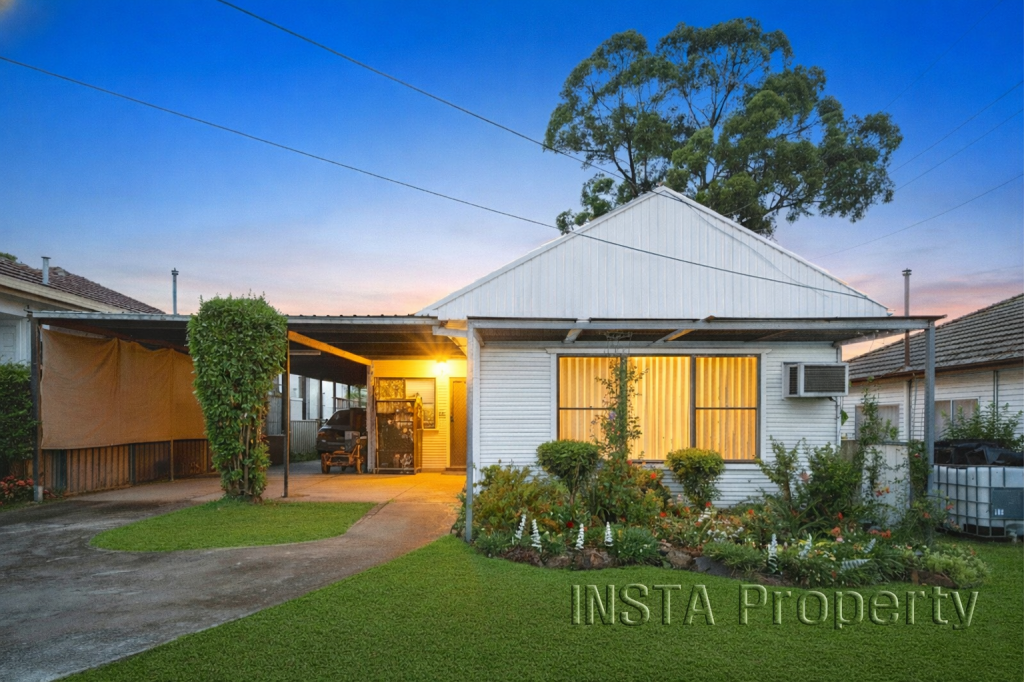 42 Glassop St, Yagoona, NSW 2199