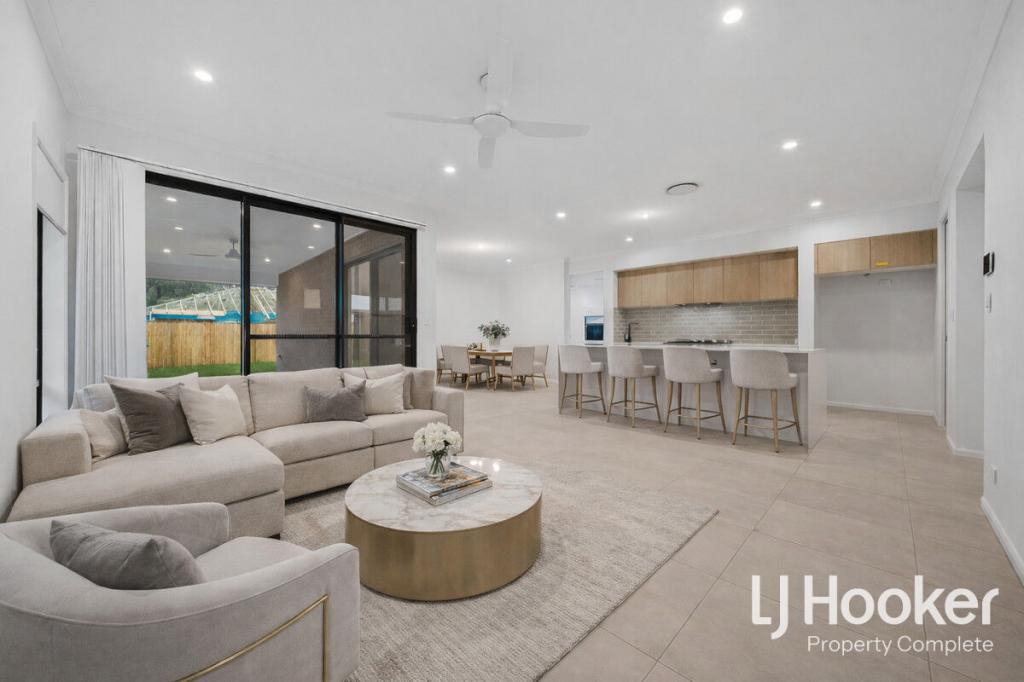 11 GRAHAM CCT, YARRABILBA, QLD 4207