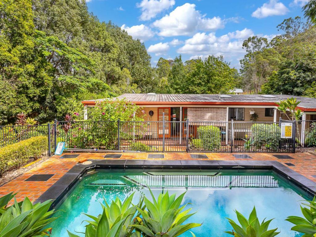 29 Random Way, Worongary, QLD 4213