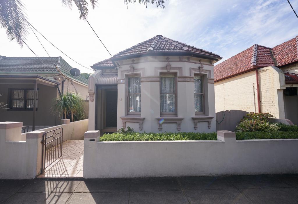 33 Greenbank St, Marrickville, NSW 2204