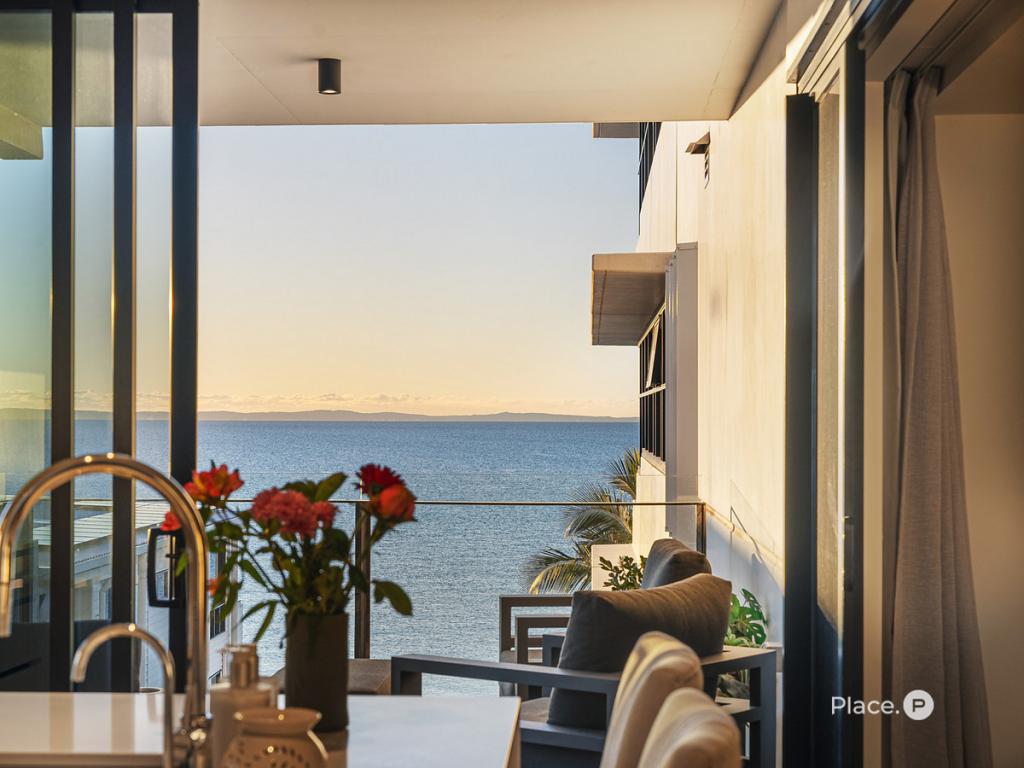 403/124 Prince Edward Pde, Scarborough, QLD 4020