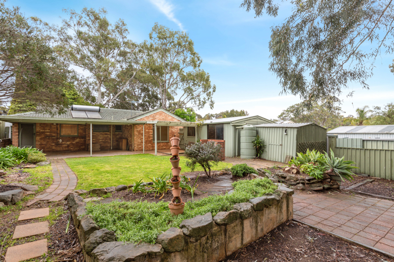 29 Balee Rd, Happy Valley, SA 5159