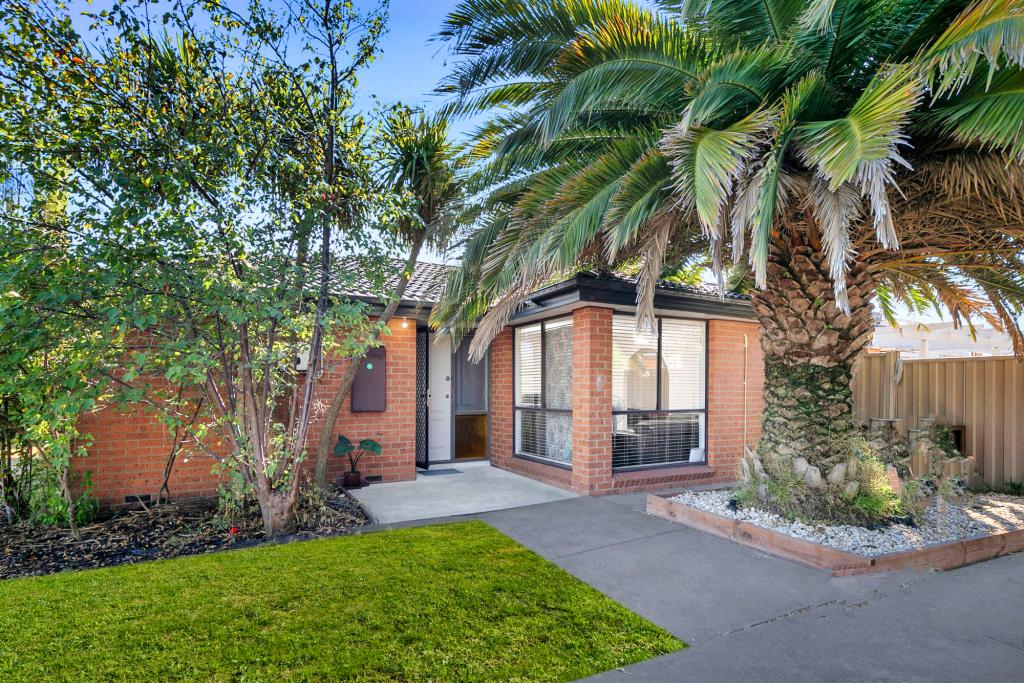 8 Enfield Pl, Craigieburn, VIC 3064