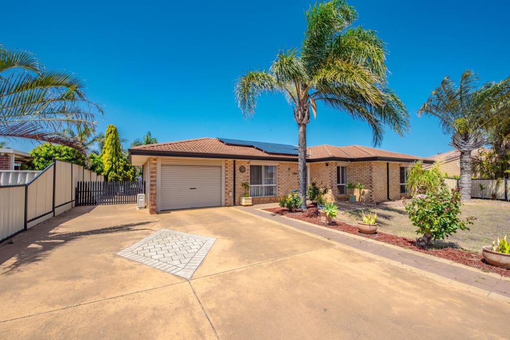 8 MULLIAN WAY, WAGGRAKINE, WA 6530