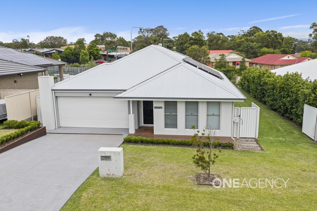20 Jindalee Cres, Nowra, NSW 2541