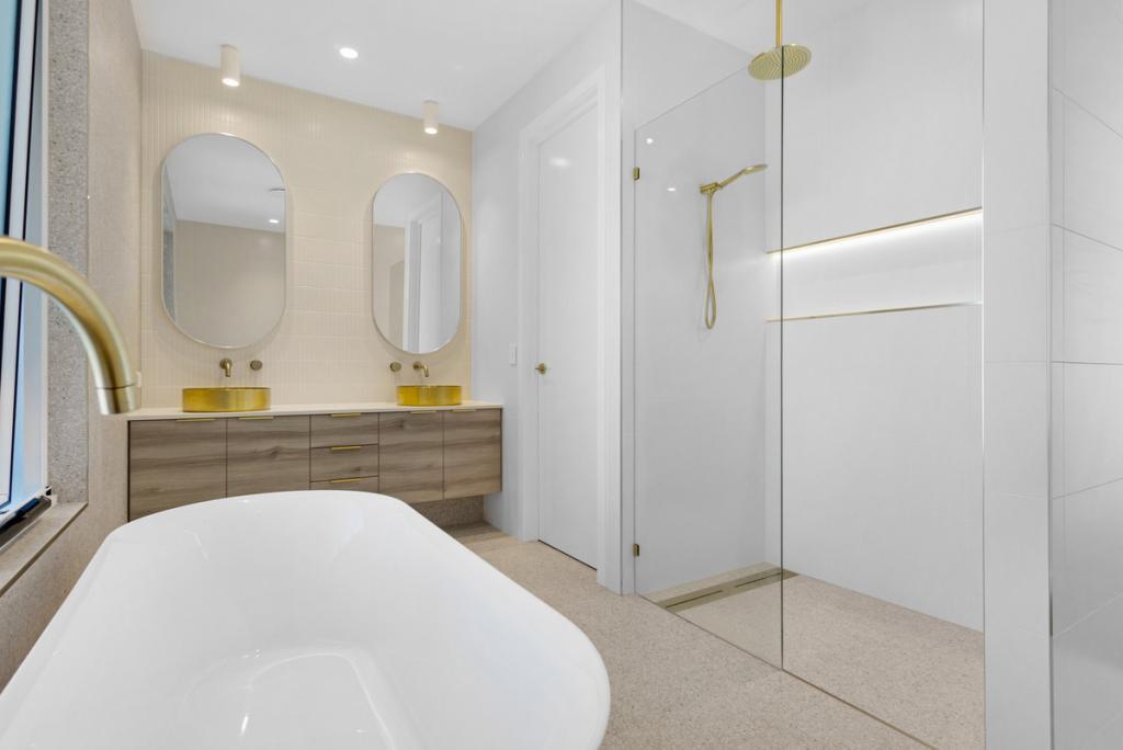 41 Nineteenth Ave, Palm Beach, QLD 4221