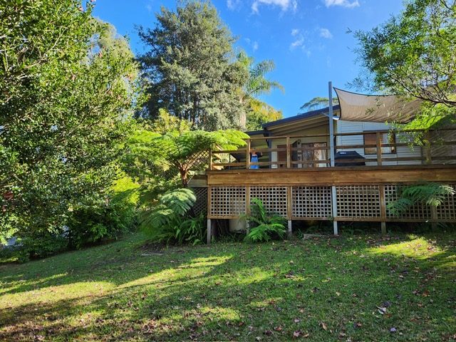 40 ACACIA ST, FISHERMANS PARADISE, NSW 2539