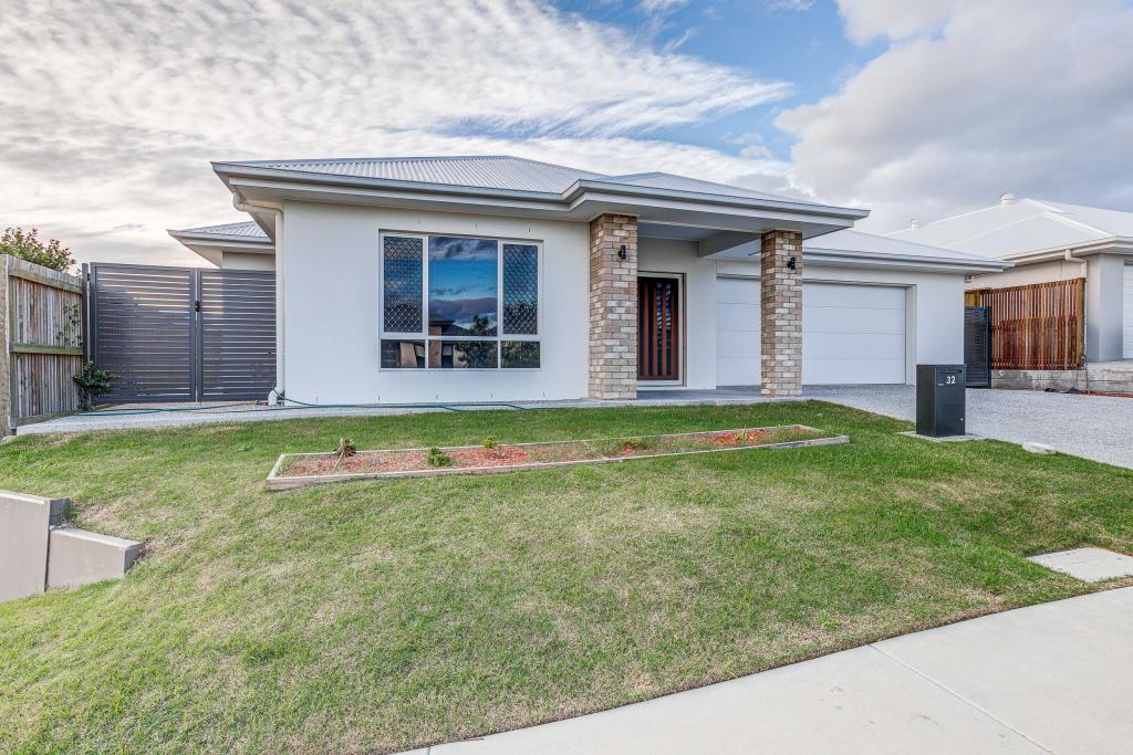 32 Peach Ave, Greenbank, QLD 4124
