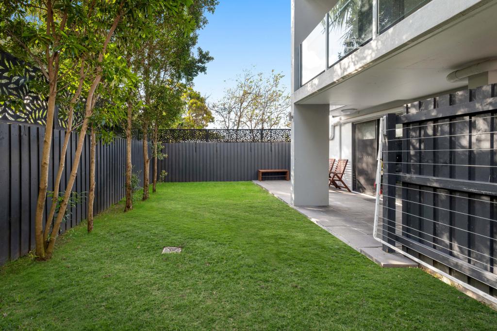 2/15 Gary St, Morningside, QLD 4170