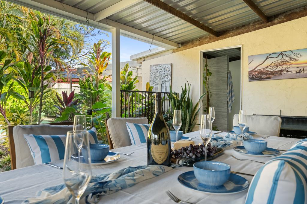 8 Desmond Dr, Toogoom, QLD 4655