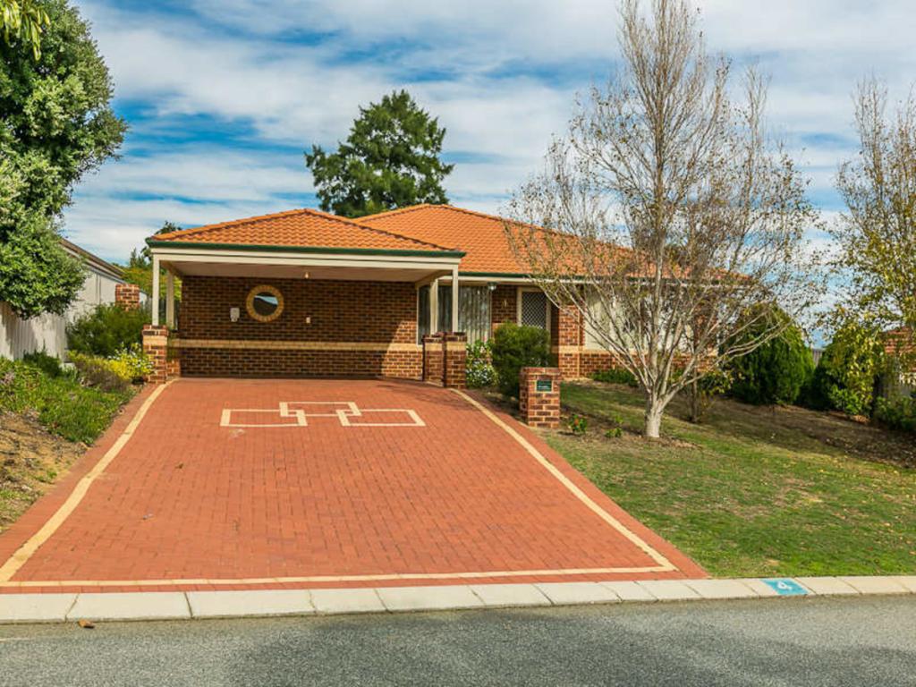 4 Nero Cl, Joondalup, WA 6027