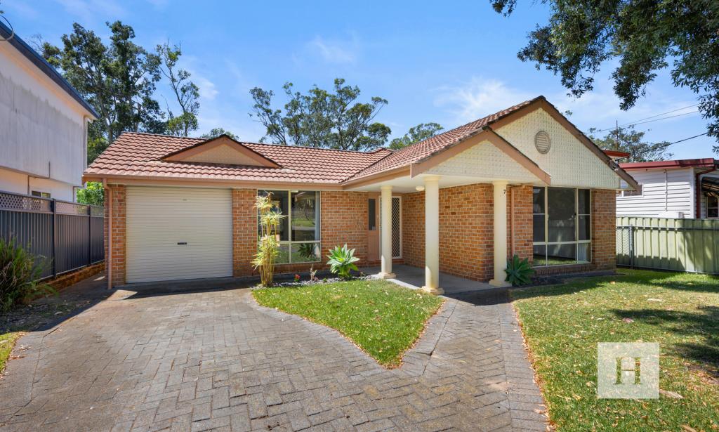 7 Queens Rd, Lake Munmorah, NSW 2259