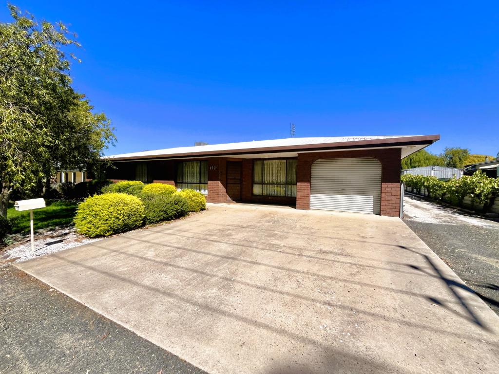 170 VICTORIA PDE, BORDERTOWN, SA 5268