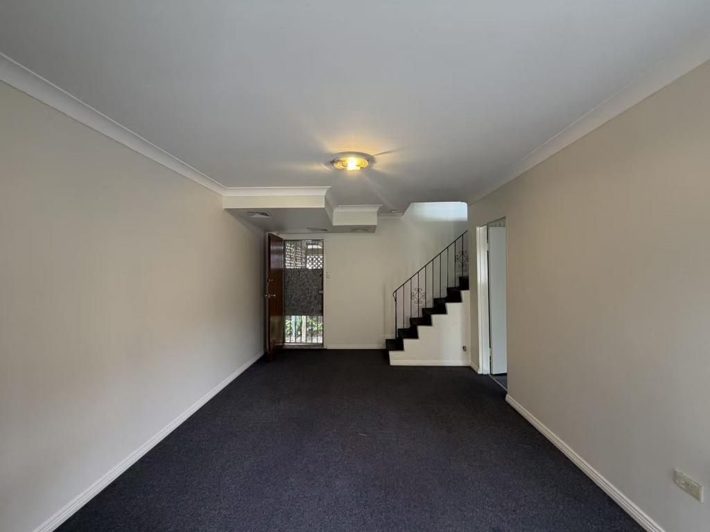 4/26 HEVINGTON RD, AUBURN, NSW 2144