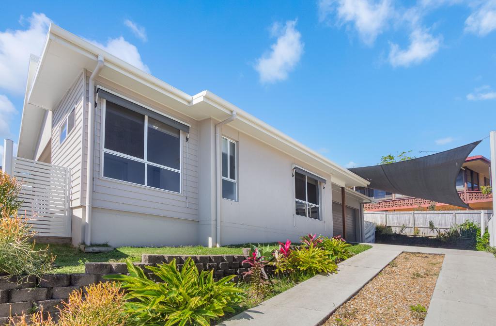 2/4 Pearse St, Banora Point, NSW 2486
