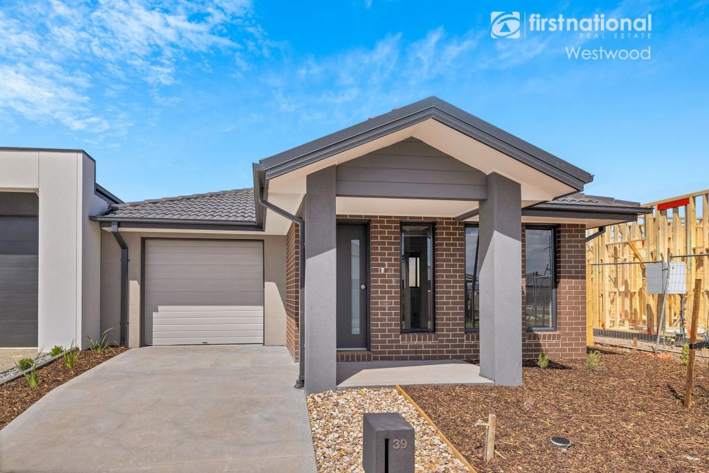 39 Slinky St, Deanside, VIC 3336