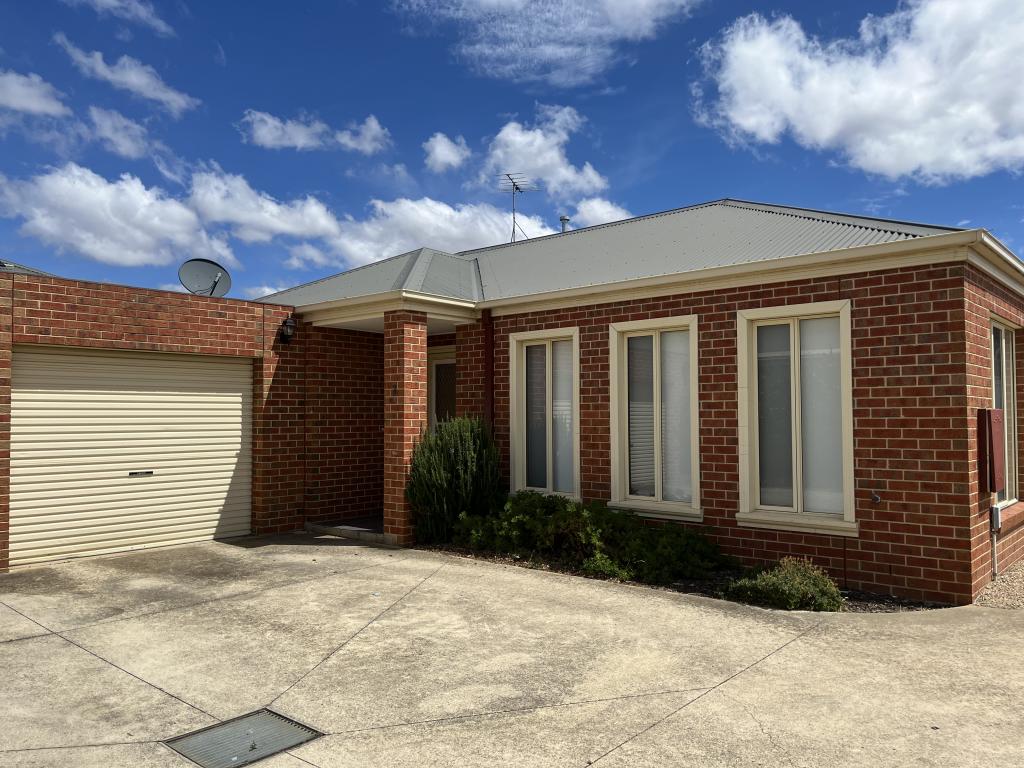 2/86 Rossack Dr, Waurn Ponds, VIC 3216