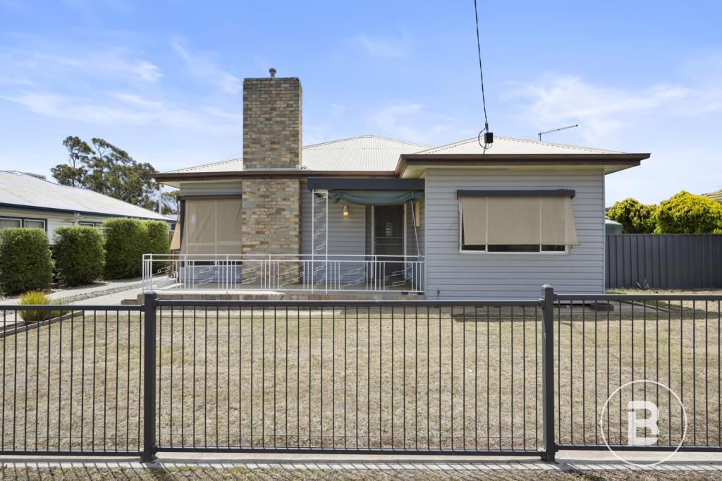 34 Gearing St, Maryborough, VIC 3465