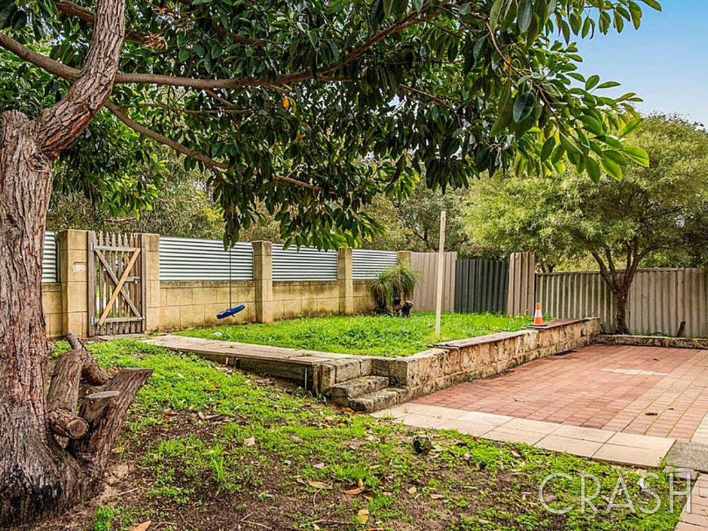 5 Coniston Way, Balga, WA 6061