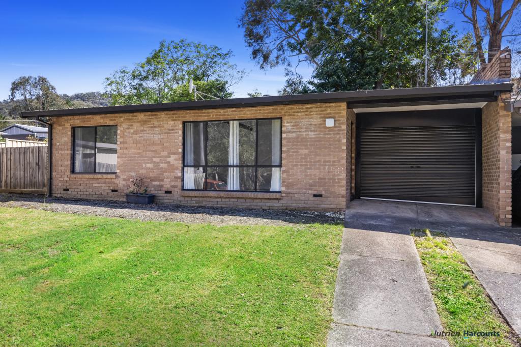 2/24 Park Ave N, Eildon, VIC 3713