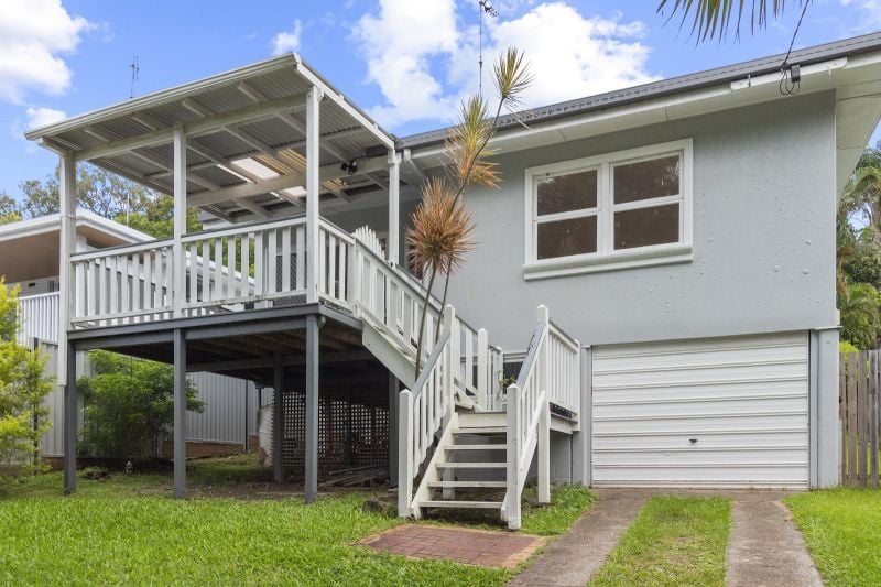 16 Moora St, Ashmore, QLD 4214