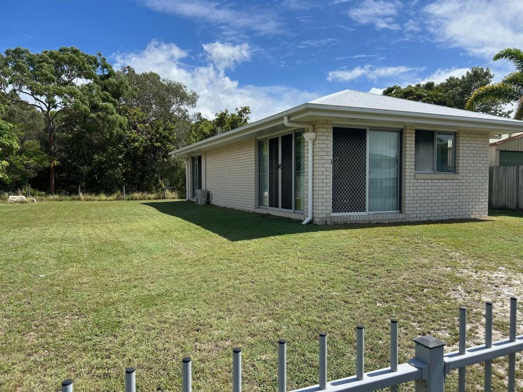 30 Cypress Ave, Rainbow Beach, QLD 4581