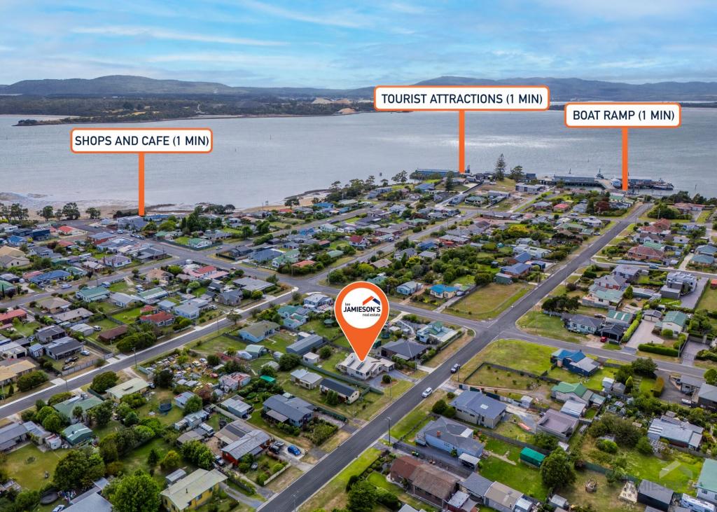 32 Napier St, Beauty Point, TAS 7270