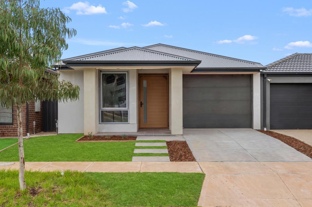 23 Yeoman St, Melton South, VIC 3338