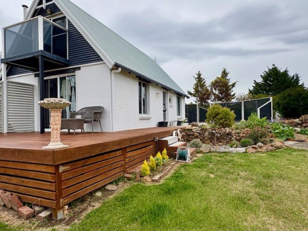 1/42 Gordon St, Swansea, TAS 7190