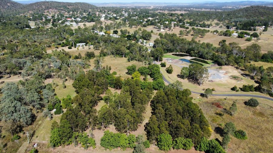 30 Gatehouse Rd, Kilkivan, QLD 4600