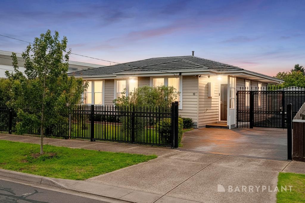 12 Orange St, Braybrook, VIC 3019