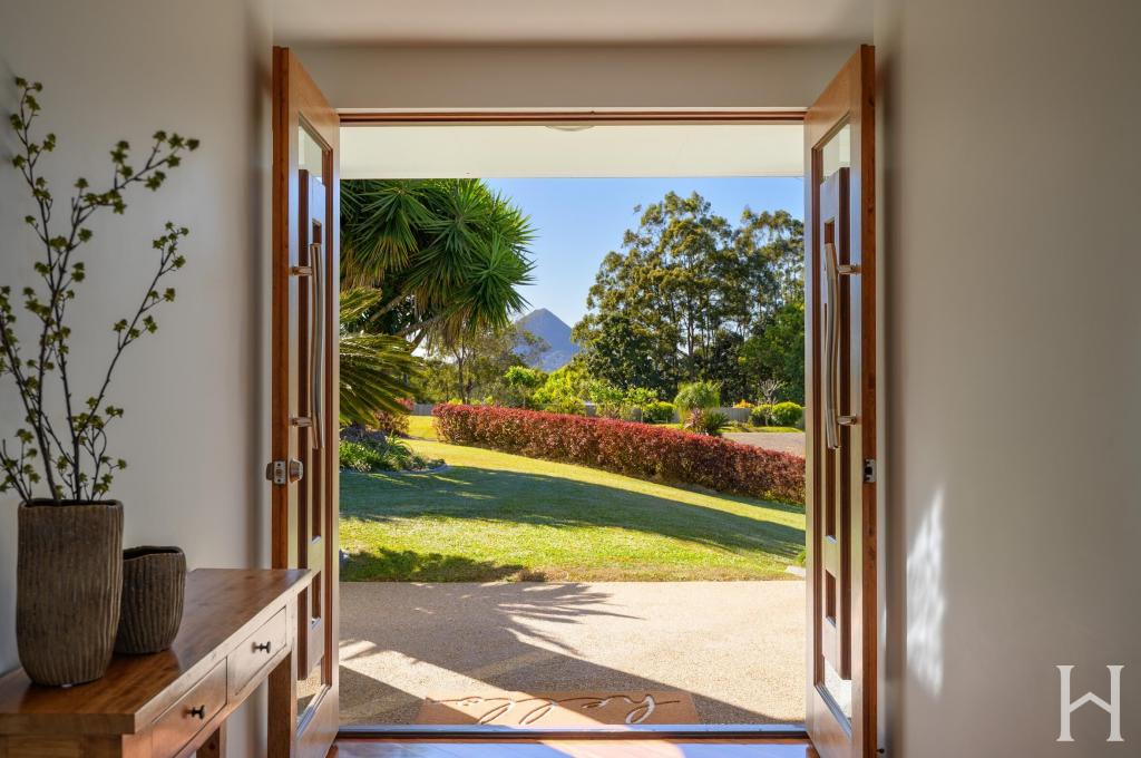 136 Black Mountain Range Rd, Black Mountain, QLD 4563