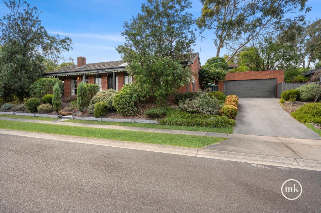 18 Calendonia Dr, Eltham North, VIC 3095