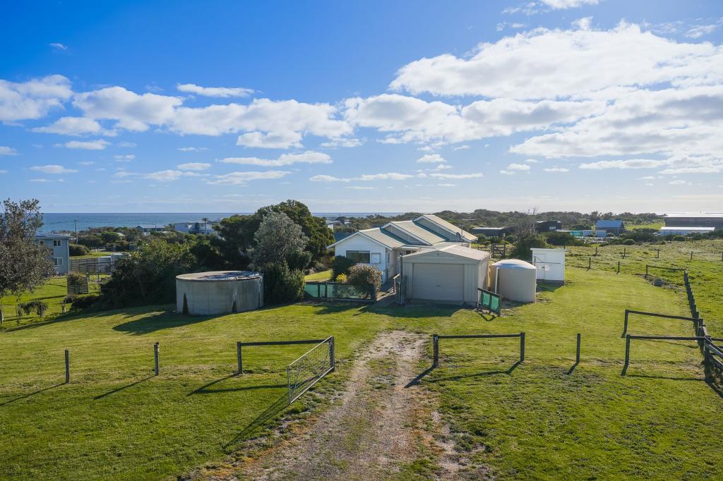 15 Ware Rd, Harmers Haven, VIC 3995