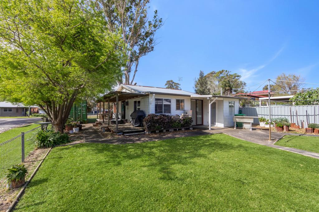 298 Tuggerawong Rd, Tuggerawong, NSW 2259